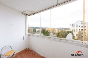 Prostorný byt 4+1, 84 m2, klidná ulice, výhledy do zeleně, K - 17