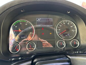 MAN TGX 26.400 THERMOKING EURO5 - 17