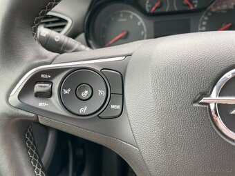 Opel Crossland X 1.2i 96kW 1.maj. Vyhř. okno - 17