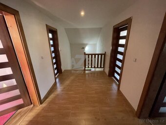 Prodej, rodinný dům 206 m2, pozemek 560 m2, Šenov, ul. Petřv - 17