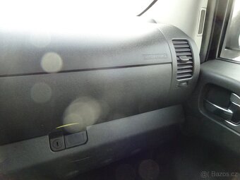Nissan Navara 2,5 DCI - 17