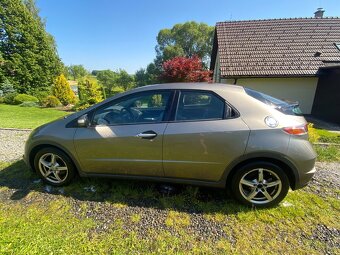 HONDA CIVIC 8G 2,2 DIESEL - 17