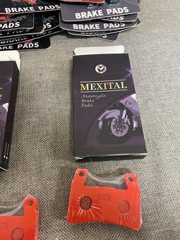 Moto díly/příslušenství destičky - 17