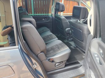 Renault Grand Espace 2.0dCi 127kW Panorama REZERVACE - 17