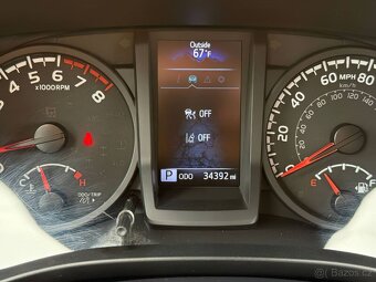 Toyota Tacoma SR Double Cab V6 4x4, 2022 r.v. - 17
