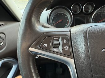 Opel Zafira 2.0 CDTi • 3/2012 • 96kw • Původ ČR - 17