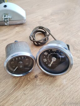 Světlomety světla odrazky na Škoda spartak, octavia, felicia - 17