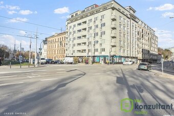 Pronájem prostorného bytu 4+1, 106 m² – Brno, náměstí 28. ří - 17