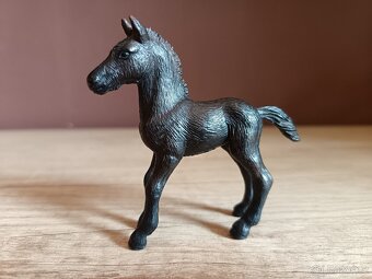 SCHLEICH SBĚRATELSKĒ FIGURKY 99 - 17