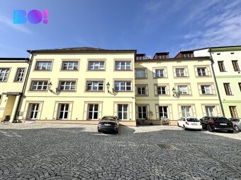 Pronájem kanceláře 260 m² – ul. Zubatého Praha 5 - 17