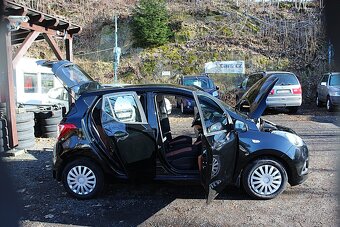 Hyundai i10 1.0i - 17