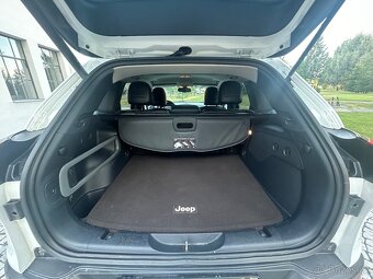 JEEP CHEROKEE 2.0D 125KW 4x4 -LIMITED-AUT-KUŽE-NAVI-TAŽNÉ - 17