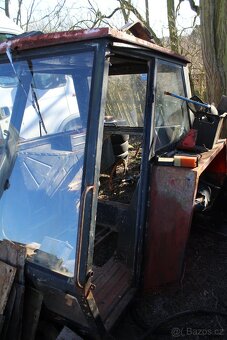 Zetor crystal kabiny a díly z nich - 17