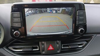 Hyundai i30 1.6 CRDI  ODPOČET DPH - 17