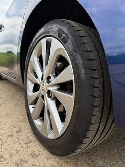 Toyota Auris 1.2 Edition S+ - 17