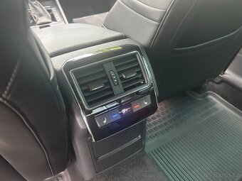 Škoda Superb 2.0TDI 110 kW DSG Style Plus - 17