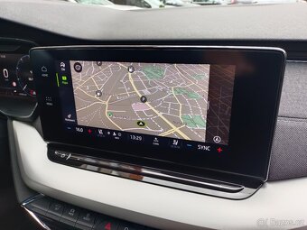 Škoda Octavia 4 Combi 2.0TDI 110kW DSG Webasto Virtual ACC - 17