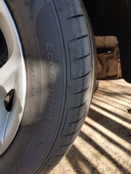 Ford GRAND C MAX - 17