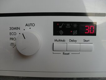 VESTAVNÁ MYČKA AEG,BÍLÝ PANEL,LCD,IKONY,tř.A.,XXL - 17