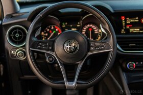 REZERVOVÁNO Alfa Romeo Stelvio 2.2,154kW, Q4, r.v. 2018 - 17
