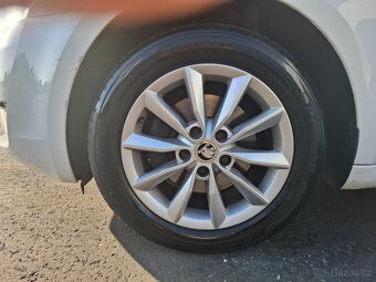 Škoda Octavia 3 1.2TSi 77kW,rozvody,aut.klima,tažné - 17