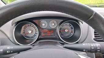 Fiat Punto 1.2i / ČR1 / TOP STAV / ROZVODY / NOVÁ STK - 17