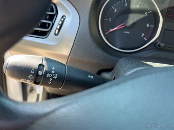 Citroën C-Elysée 1.6 HDI 68KW, Klimatizace, Tažné zařízení - 17