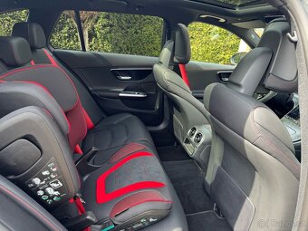Mercedes Benz  C 43 AMG 4MATIC 300KW 13576km rv.2024 - 17