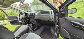 Fiat Punto 1.2, 8V, 44kW, r.v.2005 - 17