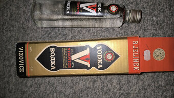 Alkohol - vodka, griotte - starý, historický, retro alk. - 17