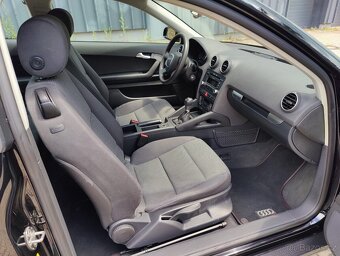 Audi A3 1,6i 75 kW / pravidelný servis / - 17