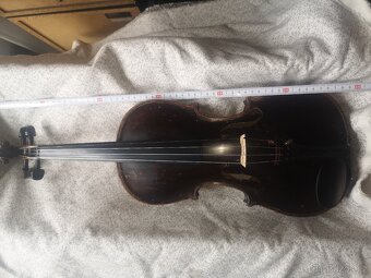 nabízím stoleté černé housle po renovaci - ČTĚTE - 17