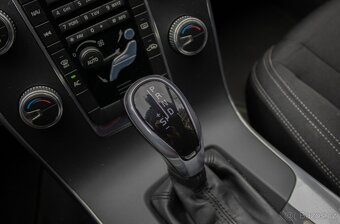 Volvo V60 A/T 84kW - 17