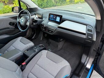 BMW i3 135KW 120Ah 2020 PROFI NAVI, KEYLESS, EL. ŠÍBR - 17