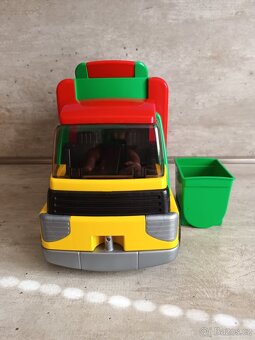 Velké popelářské auto Popeláři Bruder - 17