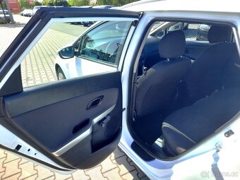 Kia Cee´d 1,4 CVVT-i KLIMATIZAC EESP - 17
