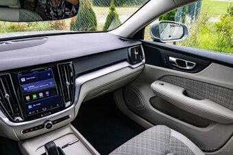 Volvo V60 B4 Core A/T - 17