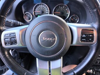 Jeep Wrangler Unlimited 2,8CRD 70th Anniversary Edition - 17