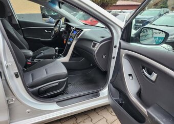Hyundai i30 1.6-spotř.5l/100km - 17