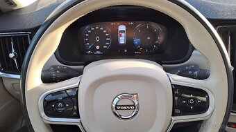 Volvo V90 2.0 D3 Break NAVI Bílá kůže - 17