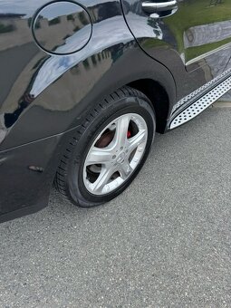 Mercedes Benz ML 320CDi 4 matic AMG PACKET - splátky - 17