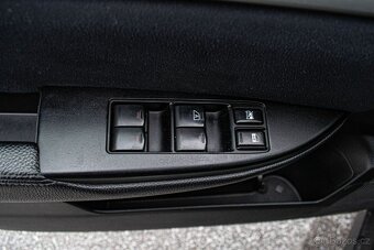 Subaru Outback 2.0 D Comfort - 17