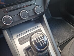 Škoda Octavia 2,0 TDI 110kW Ambition CZ-odpočet DPH - 17