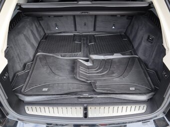 BMW 530d G31 SportLine Adaptive LED 135 387km - 17