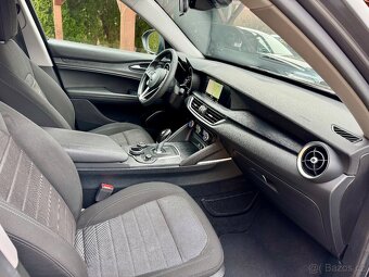 Alfa Romeo Stelvio Q4 2.2 JTD 2020 - 17