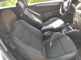 Opel Astra GTC 1,9 diesel 88 kW/110kw nová STK - 17