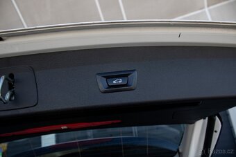 BMW X1 xDrive 20i A/T - 17