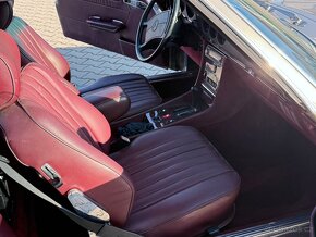 Mercedes SL560 NEMECKY TECHNICÁK. R 107 - 17