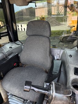 Buldozer CAT D6N XL-TOP STAV-Nový podvozek - 17