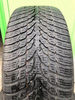 Sada disků Mini 5x112 7,5x17 ET52 + zimní 225/55 R17 - 17
